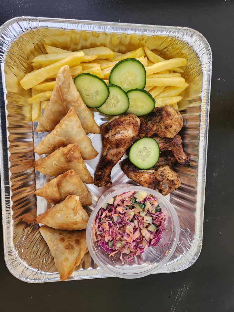 Chicken Platter with with coleslaw | Bwangu Delivery